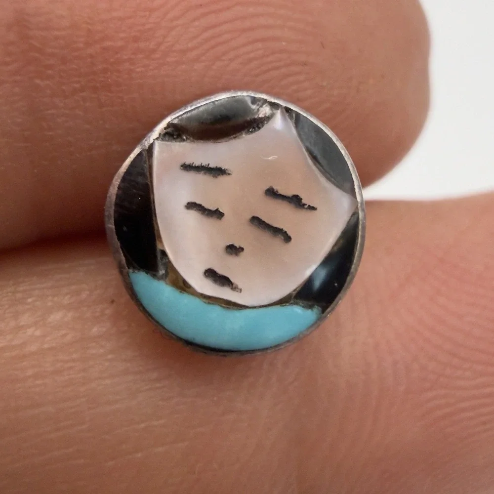 Vintage Zuni Women Face Turquoise Inlay Stud Earrings Pop Art Mod Addition Read